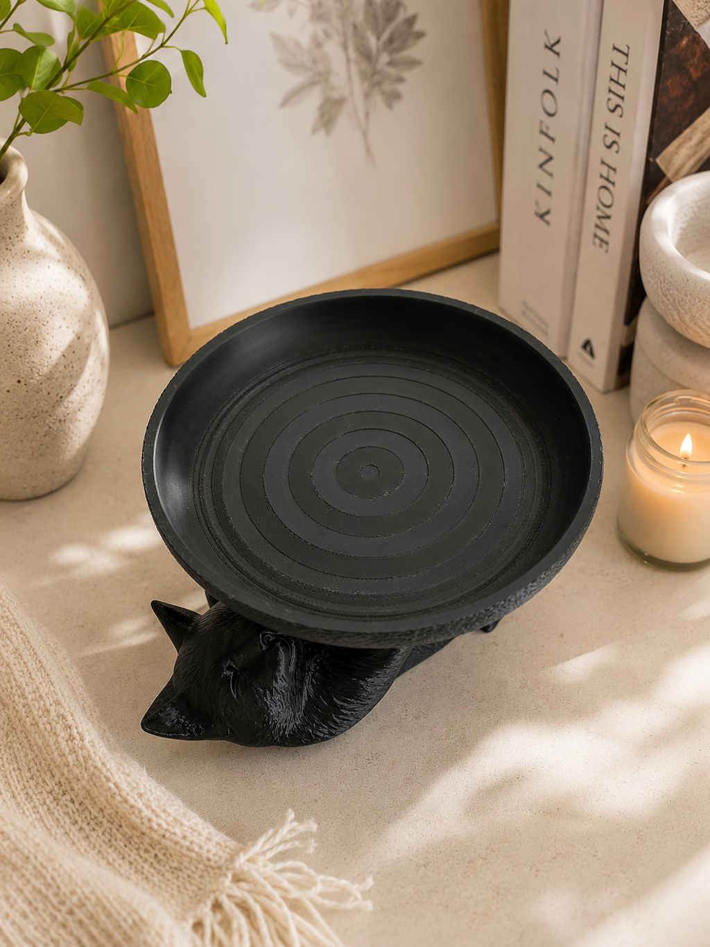 Paws Up Tray